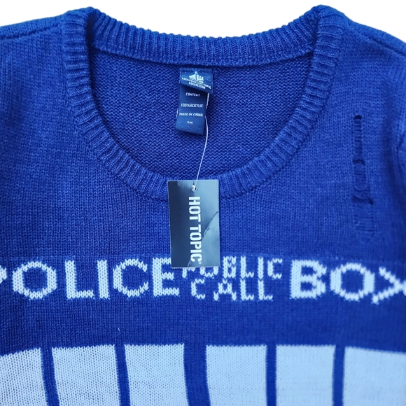 Doctor Who Tardis Distressed Sweater - Picture 3 of 8